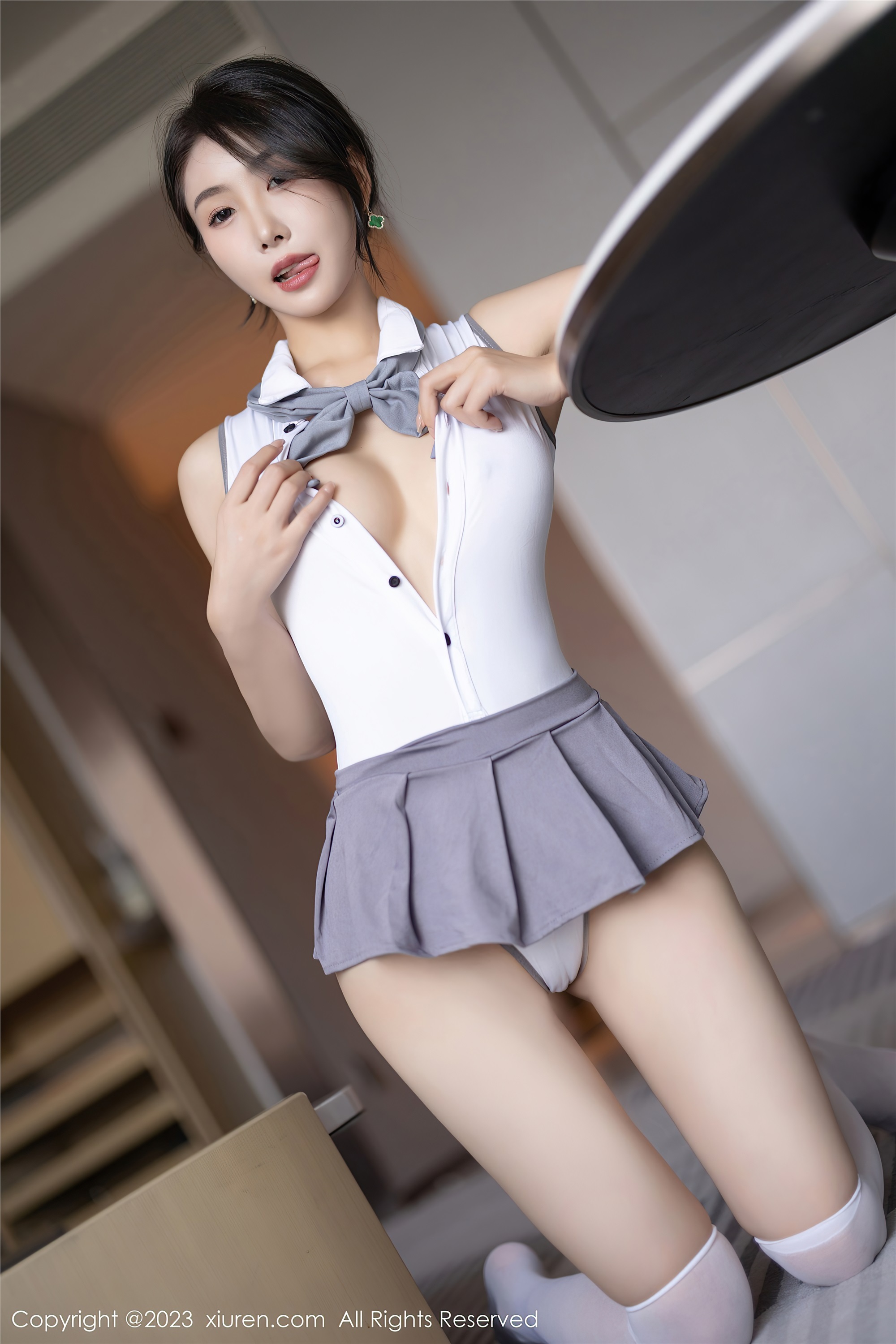 XiuRen秀人网  2023.07.10 NO.7053 苏苏阿